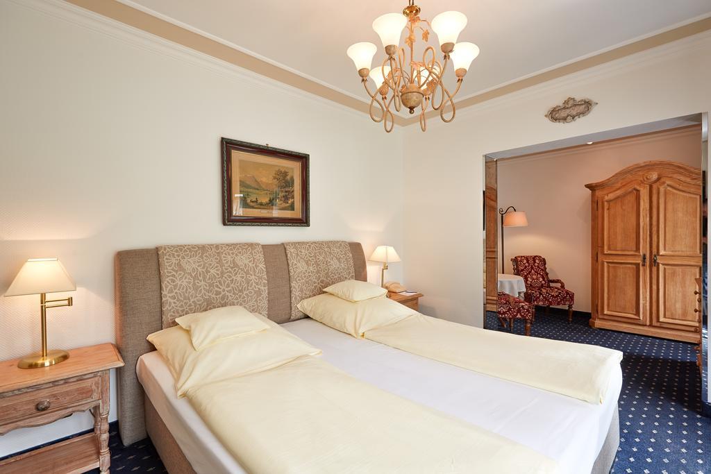 גרמיש-פרטנקירכן Hotel Edelweiss Garni מראה חיצוני תמונה