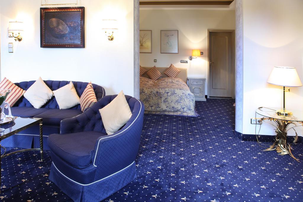 גרמיש-פרטנקירכן Hotel Edelweiss Garni חדר תמונה